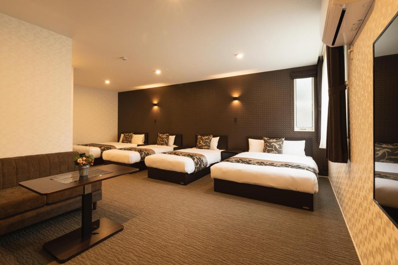 Grand Base Nagasaki Ekimae Aparthotel Eksteriør bilde
